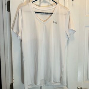 Under Armor White Crew Neck dry fit shirt